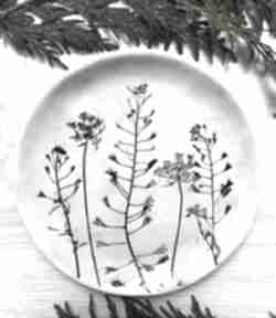 Roślinny mały talerzyk ceramika ana fusetka ceramiczna, dekoracyjny, na biżuterię, organiczny