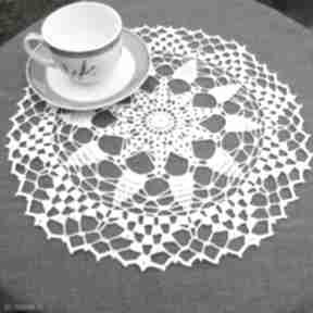 Biała ażurowa serwetka gwiazdka 33cm crochetart szydełkowa, bawełniana, vintage, style