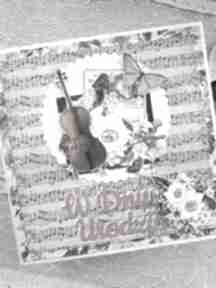 Kartka urodzinowa ze skrzypcami scrapbooking za craftowane, dla skrzypaczki, motyw muzyczny