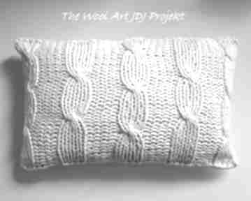 Dziergana poszewka poduszki the wool art