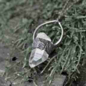 Kryształ w miedzi - naszyjnik z wisiorem kryształem górskim naszyjniki pracownia górski