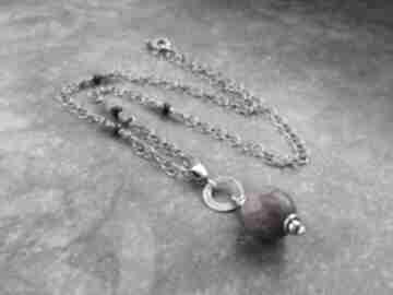 Naszyjnik z rubinem lahovska srebrny, z rubiny, szafiry, srebro, prezent dla kobiety