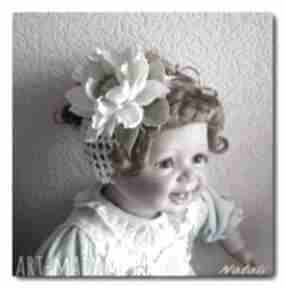 Opaska dla dziewczynki z kwiatuszkiem ozdoby do włosów natali prezent - kwiaty - chrzest