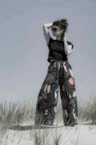 Spodnie damskie dresowe - afrka mimi monster, bawełniane, szerokie, wygodne dresy, kolorowe