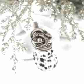 Wire wrapping jaspis dalmatyński: wisiorek z miedzi - kamieniem dla niej na prezent blue pearl