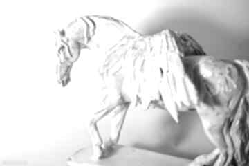 Rzeźba ceramiczna figurka konia - pegaza dekoracje azul horse ceramika na prezent, pegaz, koń