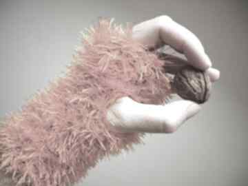 Mitenki wiewiórki ocieplacze rękawiczki włochate ciepłe