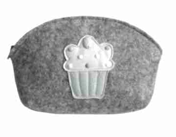 Kosmetyczka mint muffin camshella, cupcake, słodka, perełki