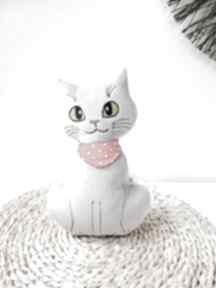 Pluszowy szary kot kotek przytulanka maskotka mallow - prezent - siedzący kicia kocurek