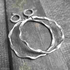 Kolczyki z oksydowanego srebra - koła treendy ze wiszące, metaloplastyka, biżuteria