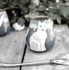 Ceramika na prezent: z kotem: matero do espresso czarka do wina, rękodzieło ceramiczne azul