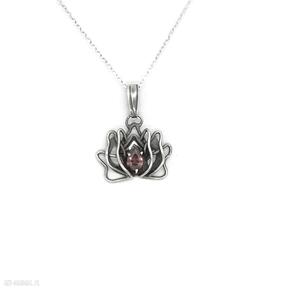 Srebrny naszyjnik kwiat lotosu z cyrkonią