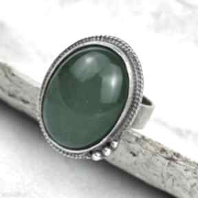 w odcieniu lasu a1060 artseko zielony jadeit, srebrny pierścionek, pierścień z jadeitem