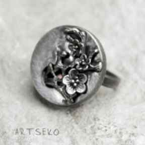 Florini artseko pierścionek, srebrny, roslinny, metaloplastyka