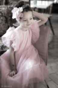 Pod choinkę prezent? Elegancka sukienka z tiulem lily, różowa tessita - ozdobny rękawek