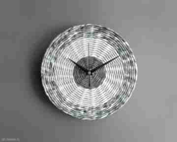 Geometryczny zegar ścienny w industrialnym stylu zegary studio blureco nowoczesny, plecione