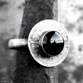 pierścionek tribal z naturalnym, czarny onyks shambala oksydowany, z kamieniem, z onyksem
