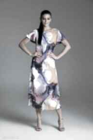 Długa letnia sukienka trapezowa kolorowa z krótkim rękawem typu motylek - kolekcja rozlane