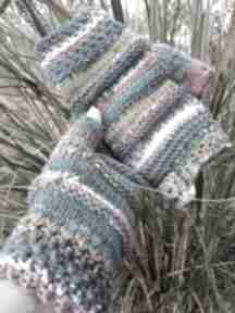 Kolorowe mitenki rękawiczki bez palców damskie na jesień, zimę eve made art - robione drutach