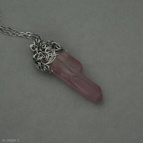 Wisiorek talizman różowy kryształ górski ze szpicem wire wrapping szpic sopel wisiorki agata