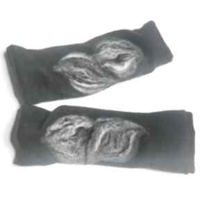 Mitenki w kolorze czarnym filcowane wełna merynosów - na podszewce, ciepłe i miłe 01 rękawiczki