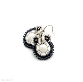 Kolczyki sutasz si su soutache, granatowe, kremowe, ivory, sznurek, koraliki