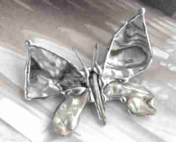 Broszka i wisior 2 w 1: motyl z tęczową muszlą witrażka, masa perłowa, duża secesja, podwójna