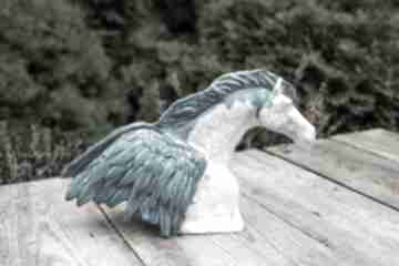 Rzeźba figurka popiersie - biały turkus - ceramika azul horse na prezent, z koniem, pegaz