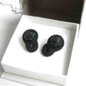 Czarne mini - kolczyki samantha sutasz