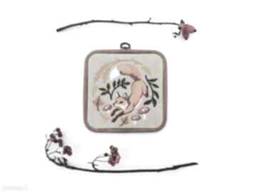 Obrazek haftowany las jesienią haft lis len lisek dekoracja