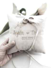 Personalizowana, haftowana na tulito obrączki, poduszka, na ślub, z imionami, prezent