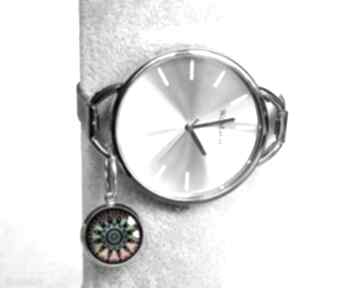 Zegarek mandala: modny damski na rękę, z zawieszką zegarki gala vena srebrny kolor, blogerski
