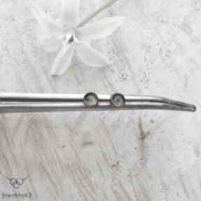 Kropki peridotu 4mm - jewelsbykt srebrne kolczyki, okrągłe sztyfty, wkrętki, na co dzień