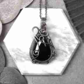 Miedziany wisiorek wire wrapping czarnym onyksem #421 wisior