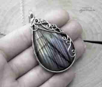 Wisiorek labradoryt, wire wrapping, stal chirurgiczna zegarki agata rozanska, wisior