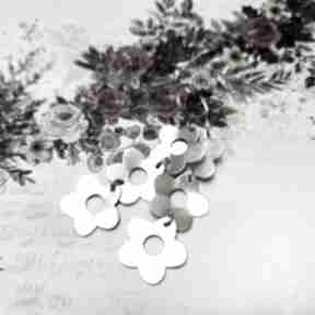 Długie srebrne kolczyki 3kwiaty kobela, z kwiatami, niezapominajki, wiszące
