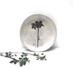 Talerzyk z roślinką ceramika ana ceramiczny, roślinna, na obrączki
