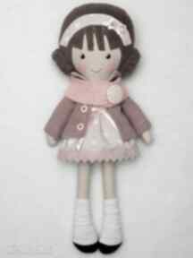 Malowana lala basia z wełnianym szalikiem dollsgallery lalka, zabawka, przytulanka, prezent