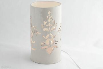 Lampa ceramiczna lilia led w kolorze ecru reniflora oświetlenie, ceramika artystyczna