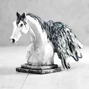 Rezerwacja ceramiczna figurka, popiersie skrzydlatego konia pegaza raku oryginalny prezent