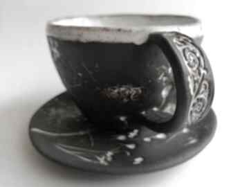 Komplet "łąka biało na czarnym" 1 ceramika eva art rękodzieło, kubek z gliny, filiżanka
