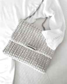 Mała torebka ze sznurka bawełnianego ręczne sploty bawełn, sznurkowe dodatki, na szydełku