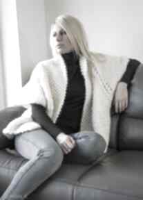 Ecru ala raglan sweter gruby ręcznie wykonany luźnym fasonie