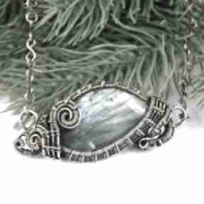 z blue pearl art wire wrapping, miedziany naszyjnik, labradoryt, talizman, dla niej, biżuteria