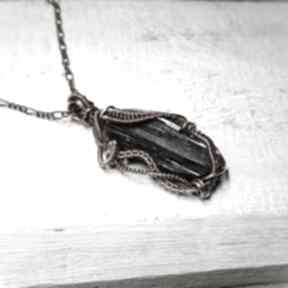 Magiczny czarny turmalin m176 naszyjniki jan art, kamień, wisiorek z turmalinem, wire wrappe