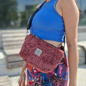 torebko nerka z pluszowej tkaniny miś bordo, torebka crossbody