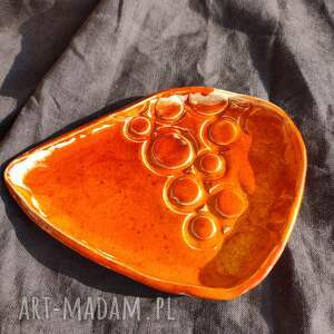 Pomarańczowy talerz ceramiczny - patera handmade do kuchni Wolna Chwila