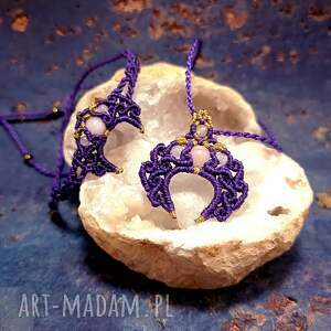 lunula opal różowy w makramie sierp księżyca fioletowy komplet pleciony