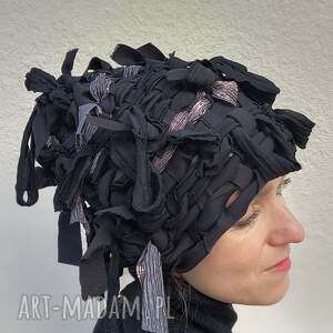 Czapka Meduza wytkana ręcznie na krośnie, artystyczne nakrycie głowy
