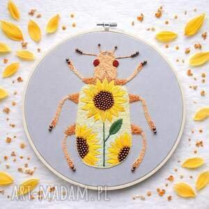 chrząszcz ze słonecznego ogrodu, ozdoba na ścianę, dekoracja ścienna, haft